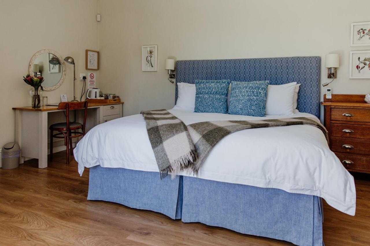 Bed and Breakfast Cornerstone Manor à Grahamstown Extérieur photo